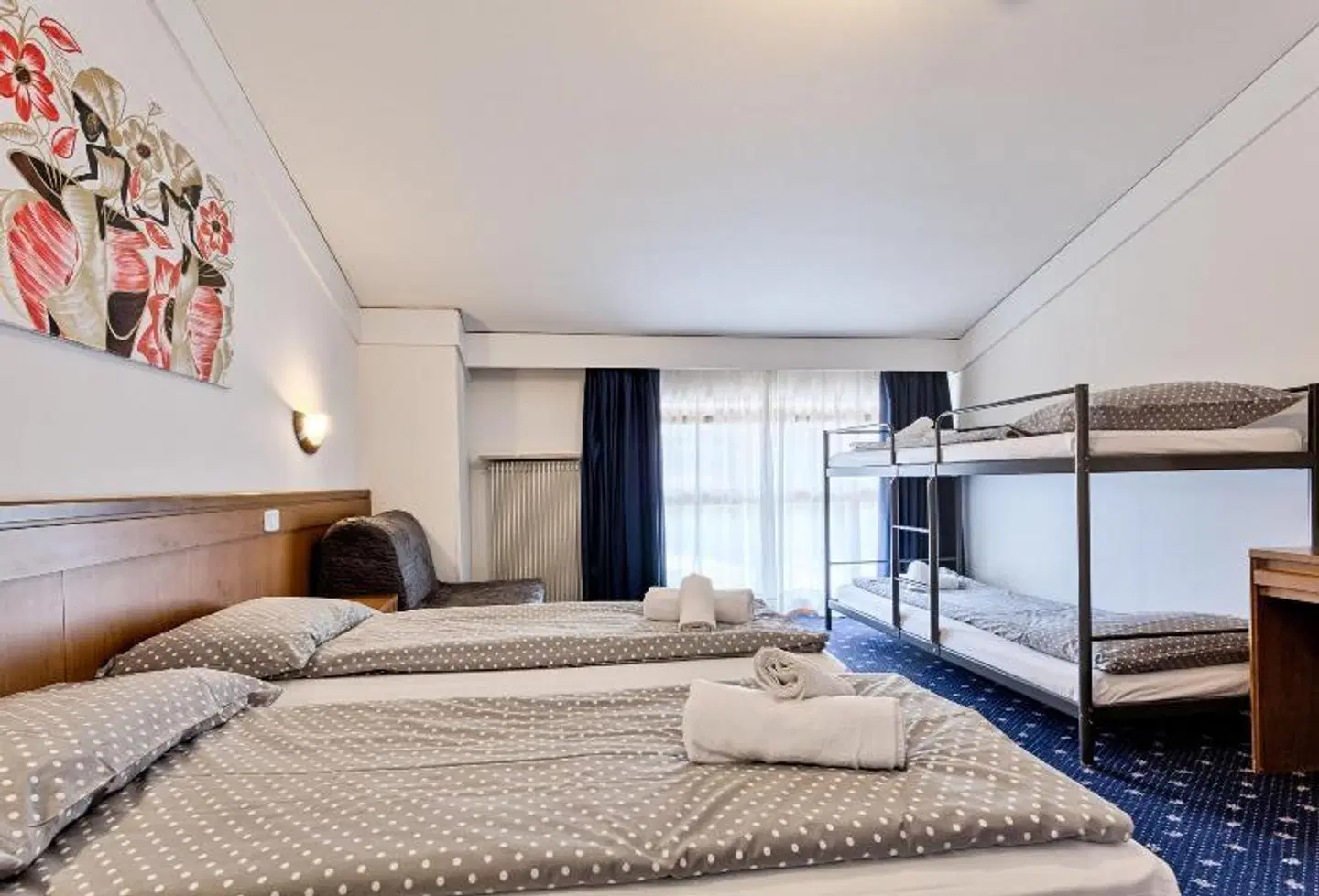 Aurora ROOM_EXAMPLE
