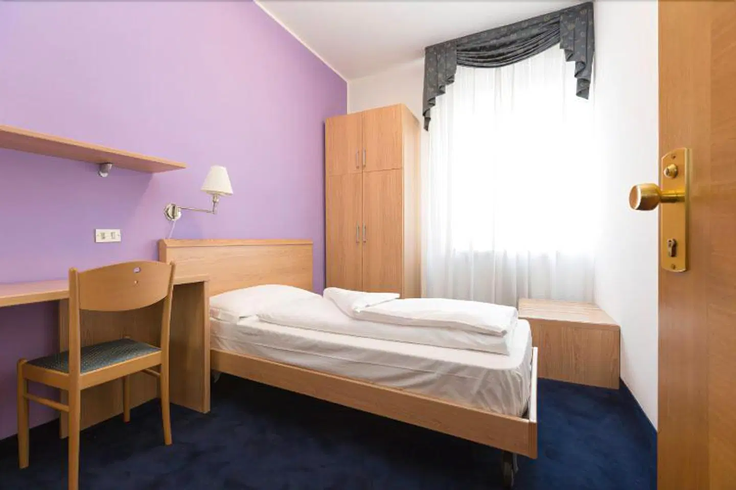 Aurora ROOM_EXAMPLE
