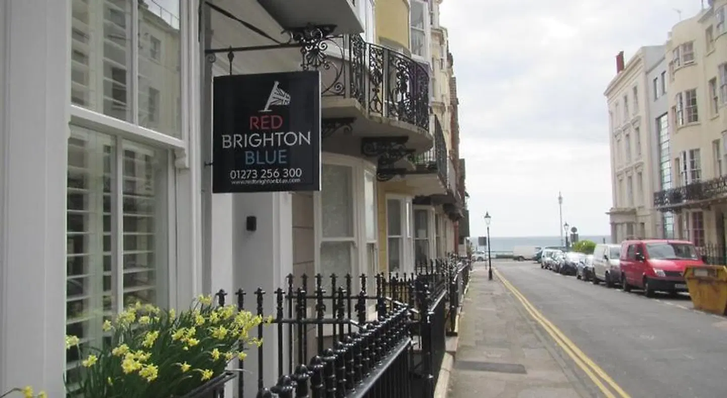 Red Brighton Blue EXTERIOR