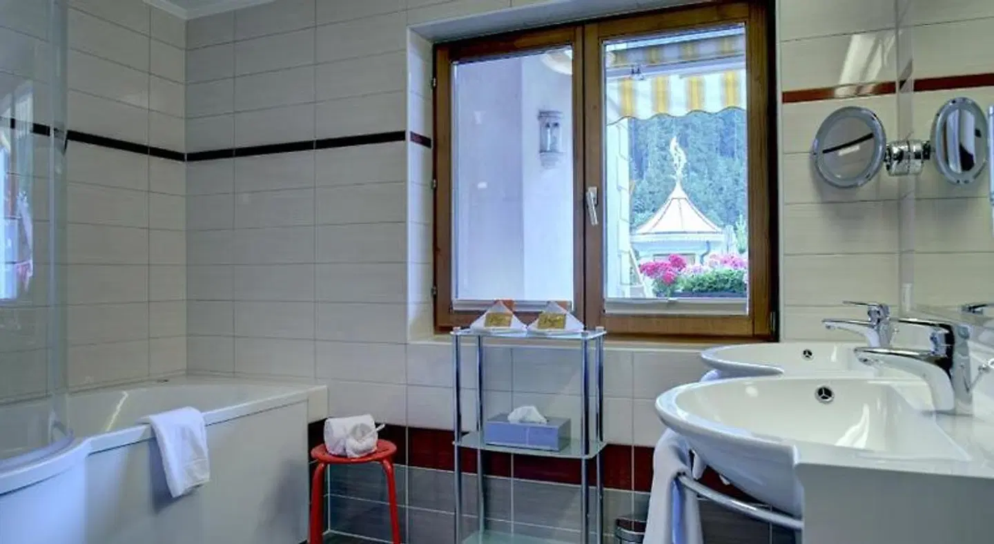 Platzer ROOM_EXAMPLE