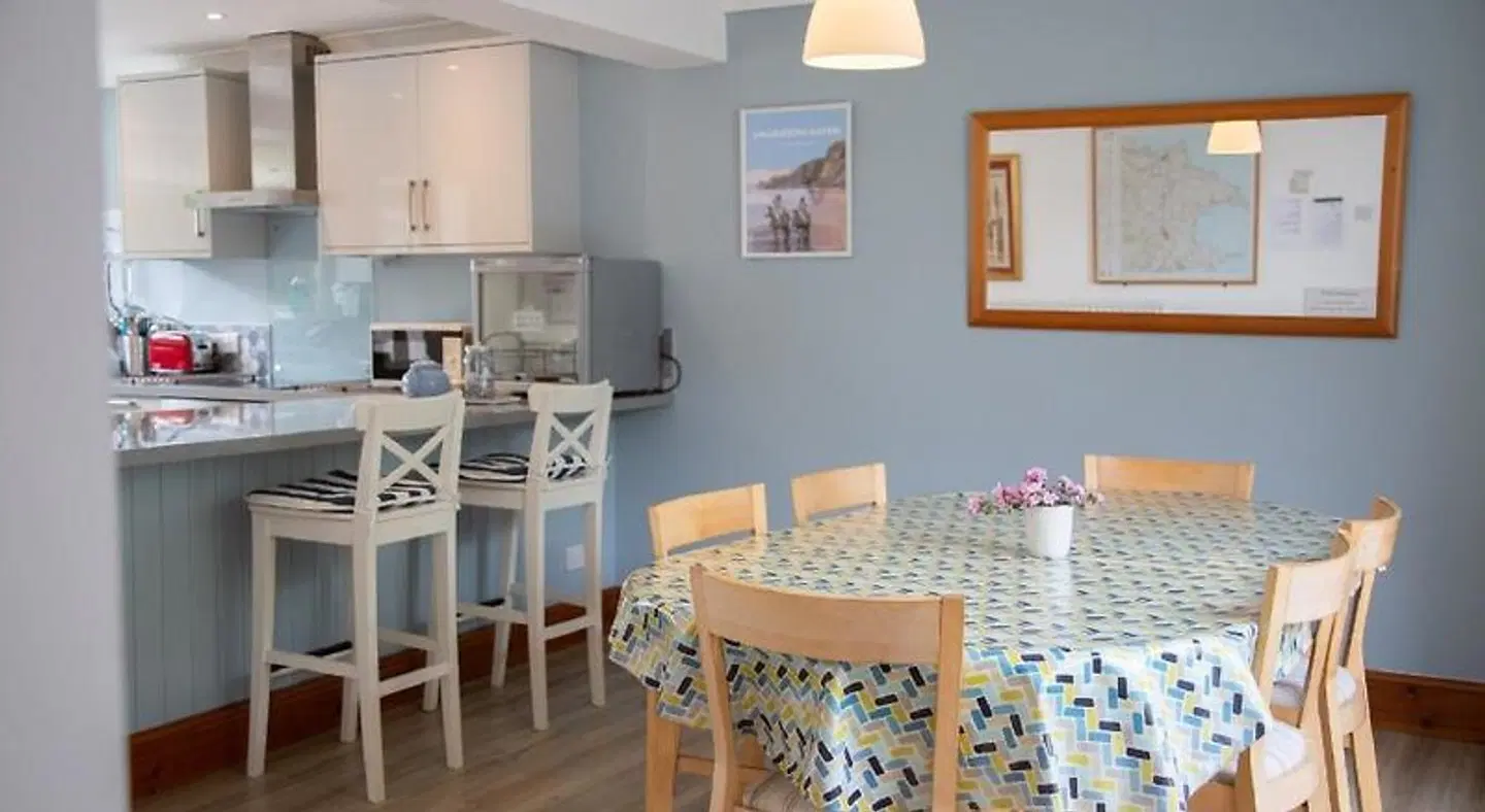 Cnapan Guest House ROOM_EXAMPLE