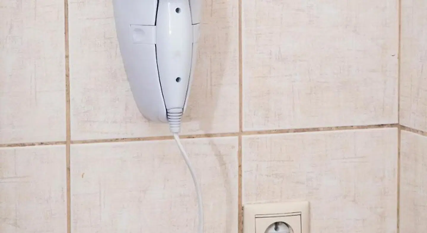 Agarathos Rooms Badezimmer