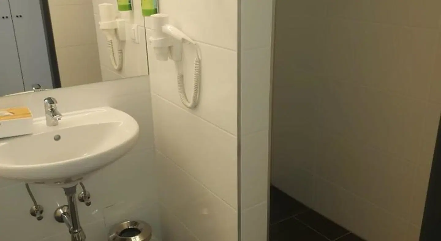 Gartenhotel Altmannsdorf Badezimmer