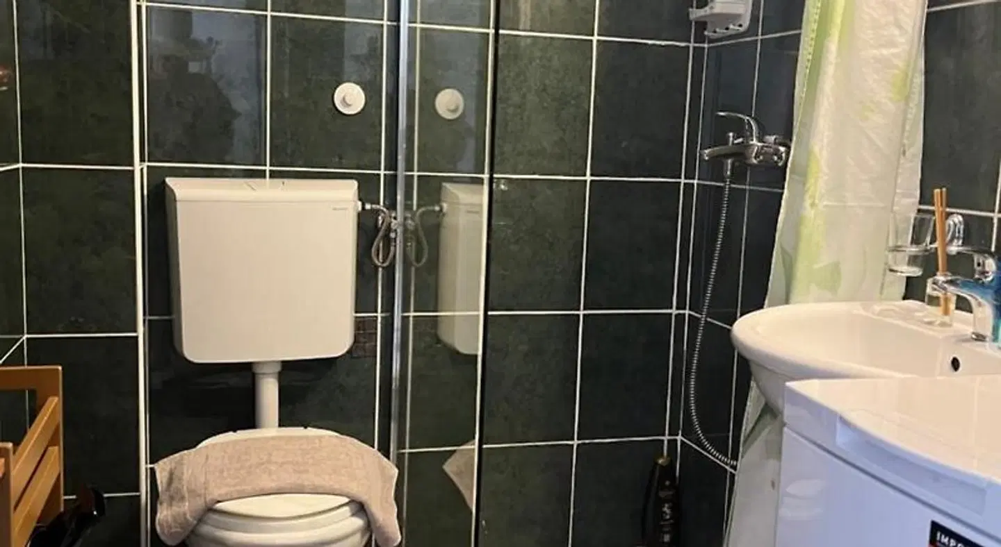 Apartments Kulja'a Badezimmer