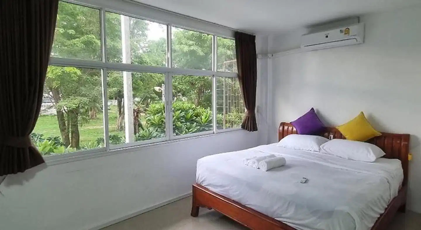 Dorothys Showbar Wohnbeispiel