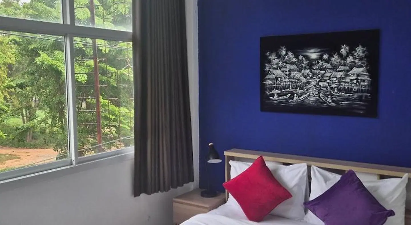 Dorothys Showbar Wohnbeispiel