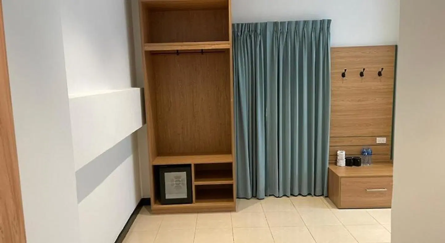 The Base Inn'Near Beach'Near Night Market ROOM_EXAMPLE