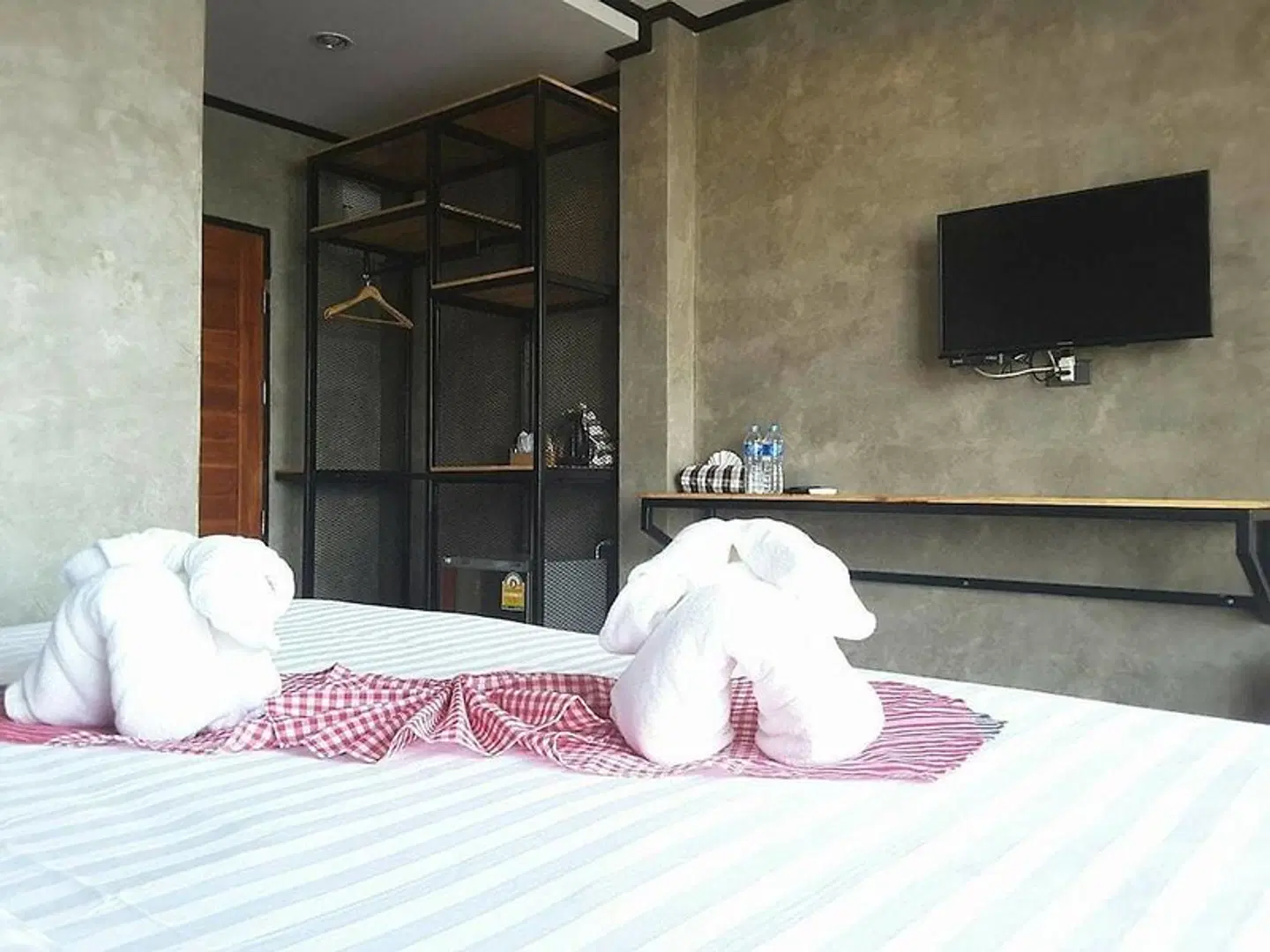 Lanta Chaolay Hostel ROOM_EXAMPLE