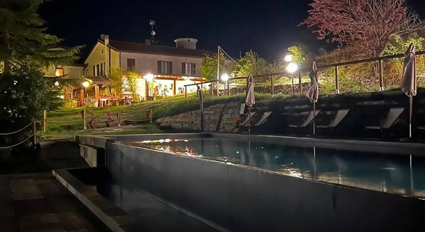La Gazzeri Residence & Country House Hallenbad