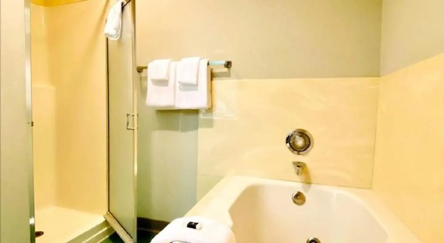 The Maverick Hotel Badezimmer