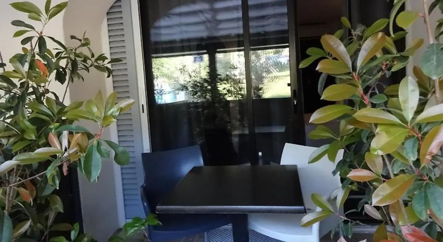 B Lodge LOUNGE_LOBBY