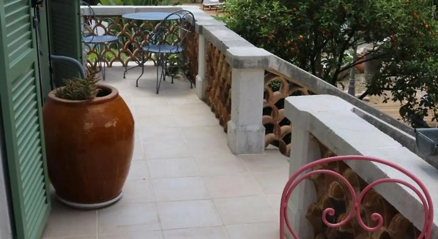 Hôtel de Charme Villa Roseraie Terrasse