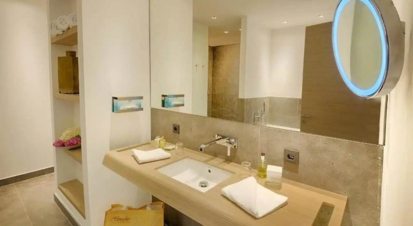 Dolomitengolf Suites Badezimmer