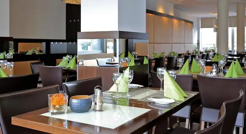 Lindner Airport Düsseldorf – Hotelfoto