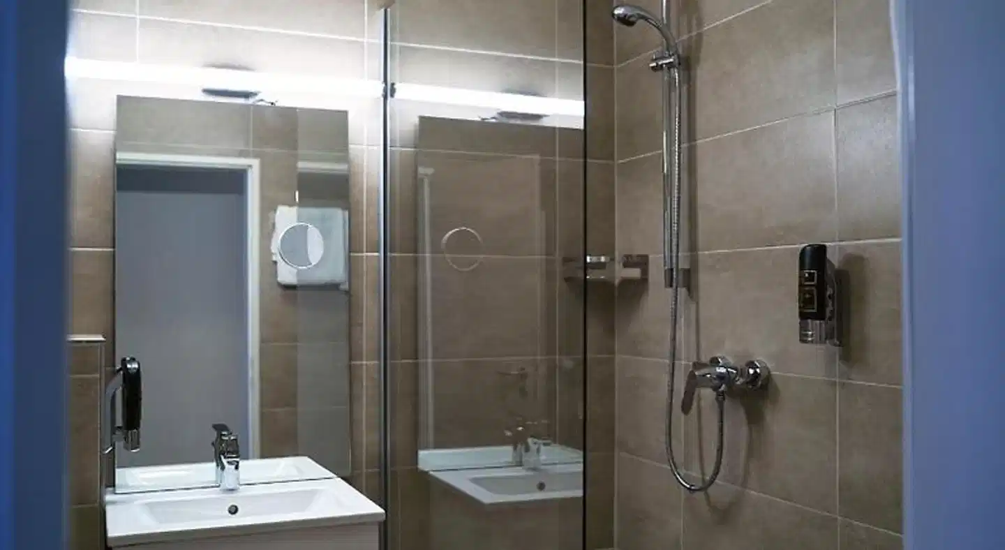 NP Hotel Königshof Badezimmer