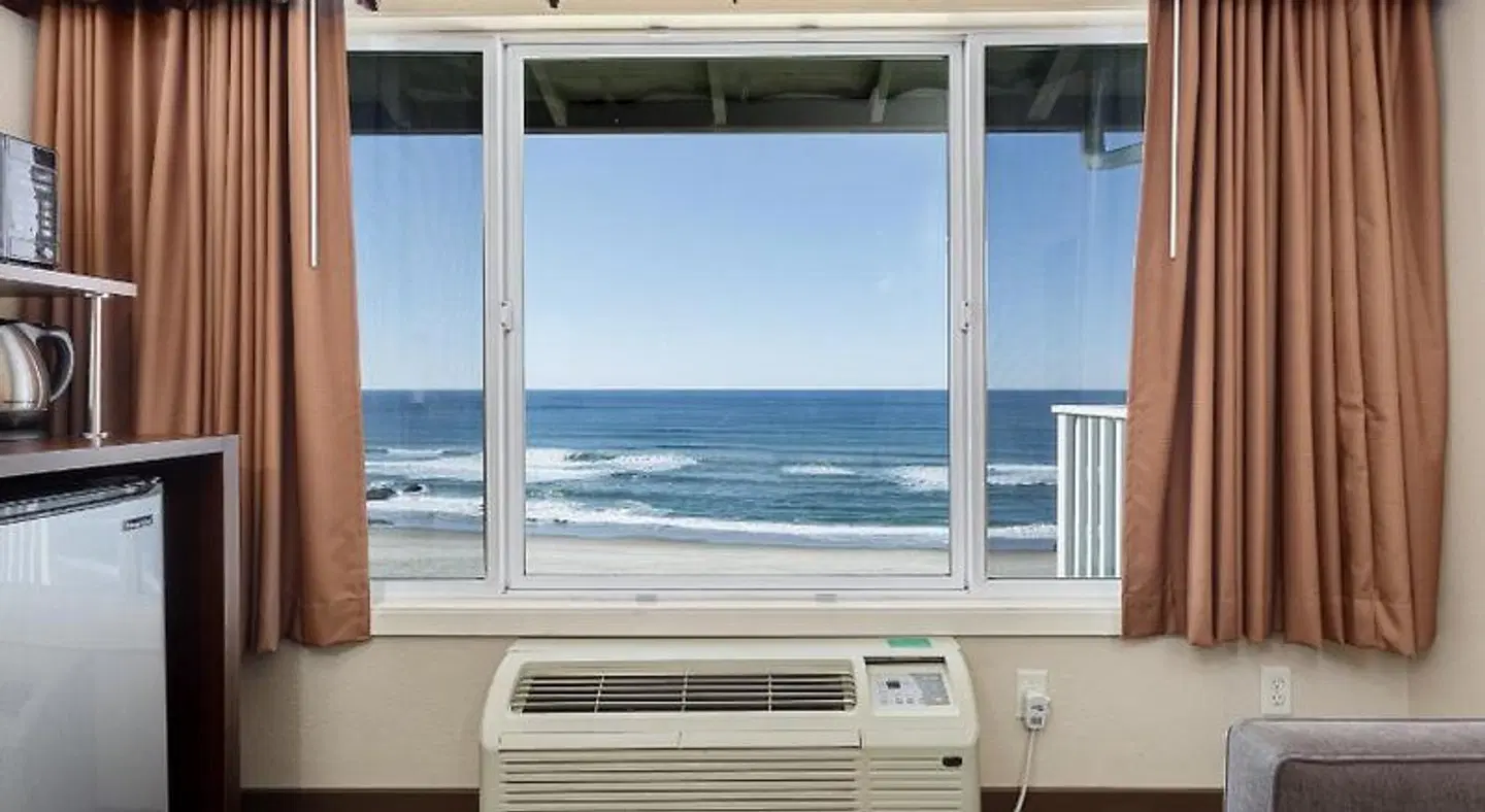 The Coho Oceanfront Lodge HEALTH_BEAUTY