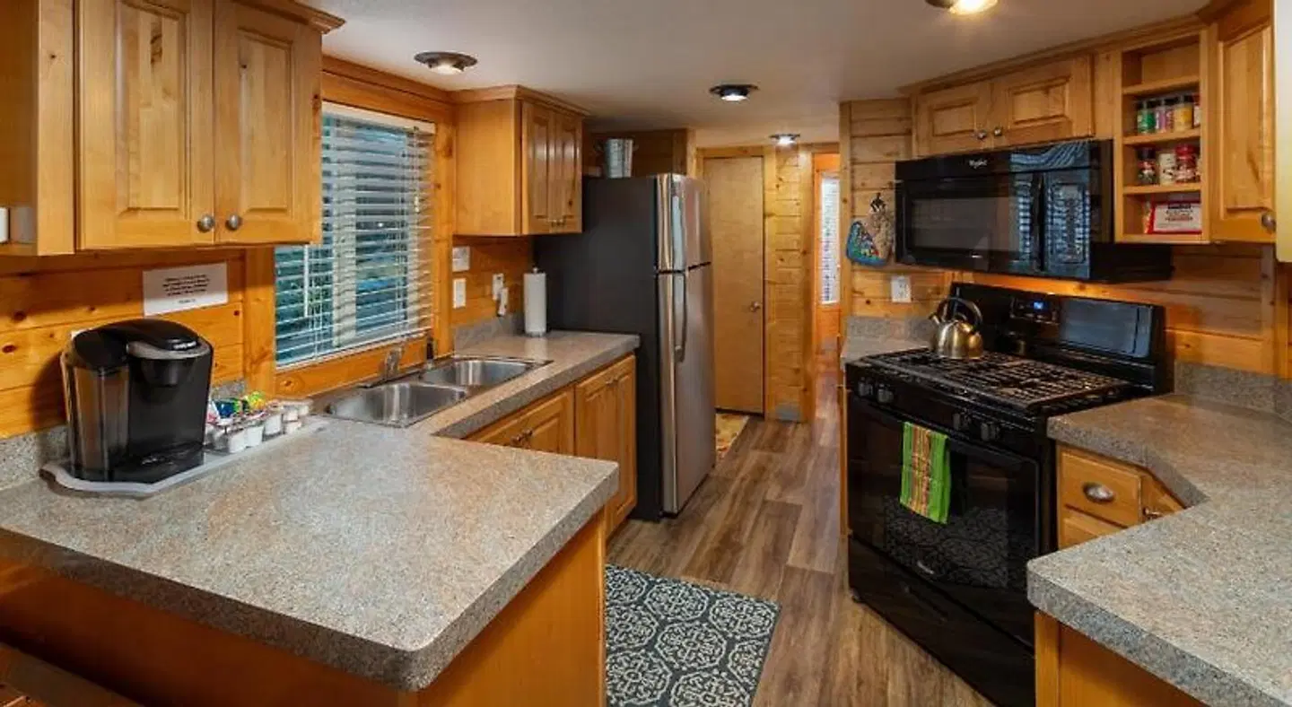 Sheltered Nook On Tillamook Bay ROOM_EXAMPLE