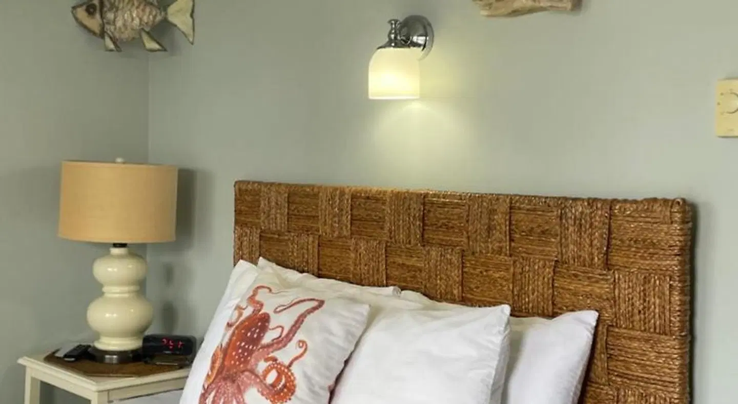 Harborview Inn & RV Park ROOM_EXAMPLE