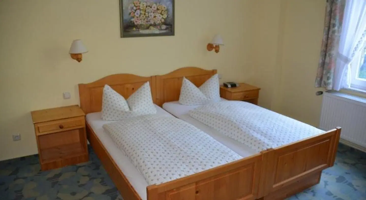 Schmidt ROOM_EXAMPLE