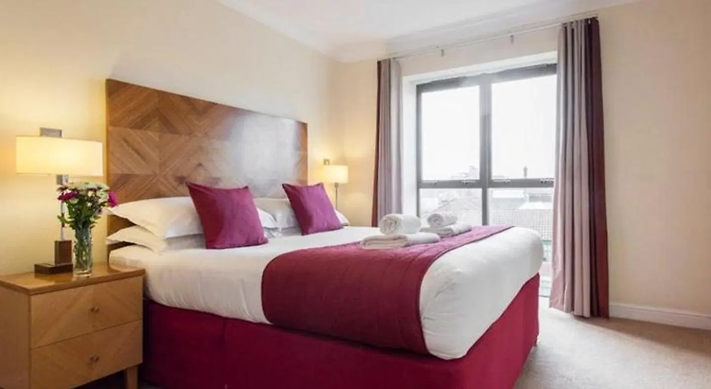 PREMIER SUITES Bristol Redcliffe ROOM_EXAMPLE