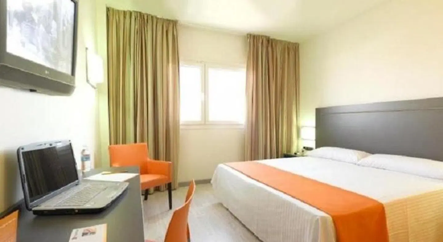 H2 Fuenlabrada ROOM_EXAMPLE