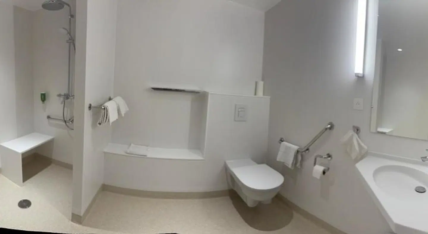 Comfort Hotel Strasbourg - Montagne Verte Badezimmer