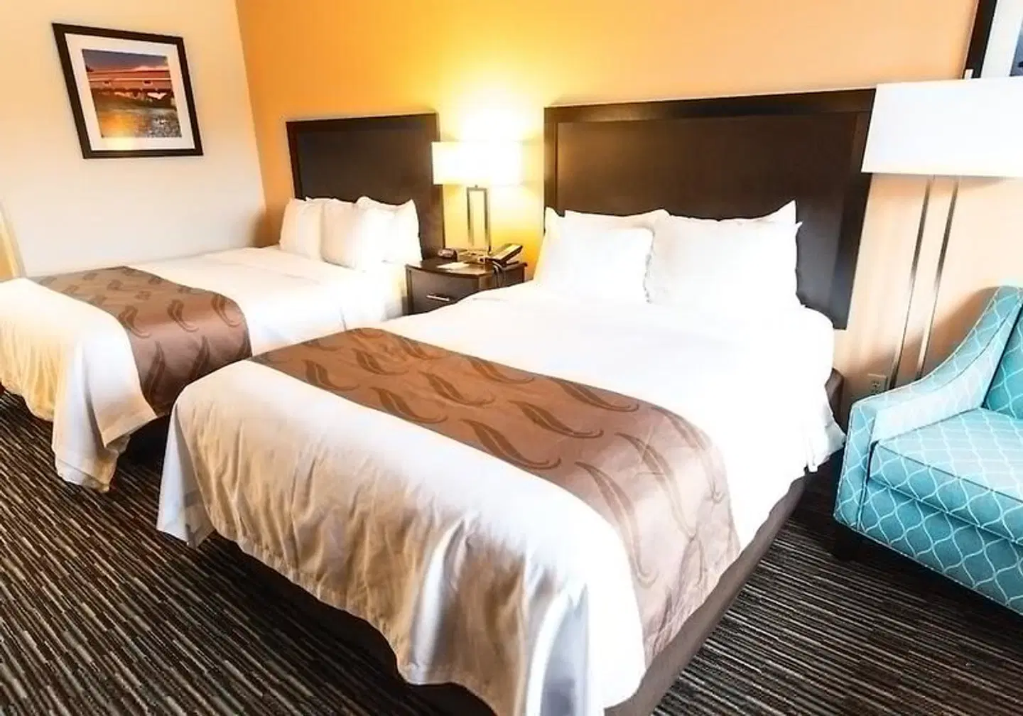 Cottage Grove Inn ROOM_EXAMPLE