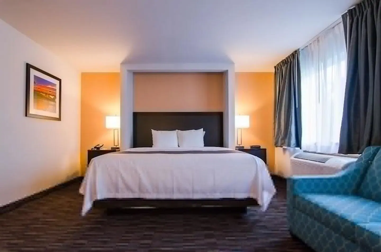 Cottage Grove Inn ROOM_EXAMPLE