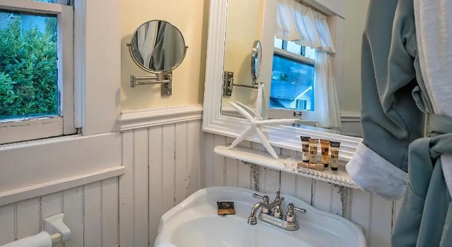 Clementine's Bed & Breakfast Badezimmer