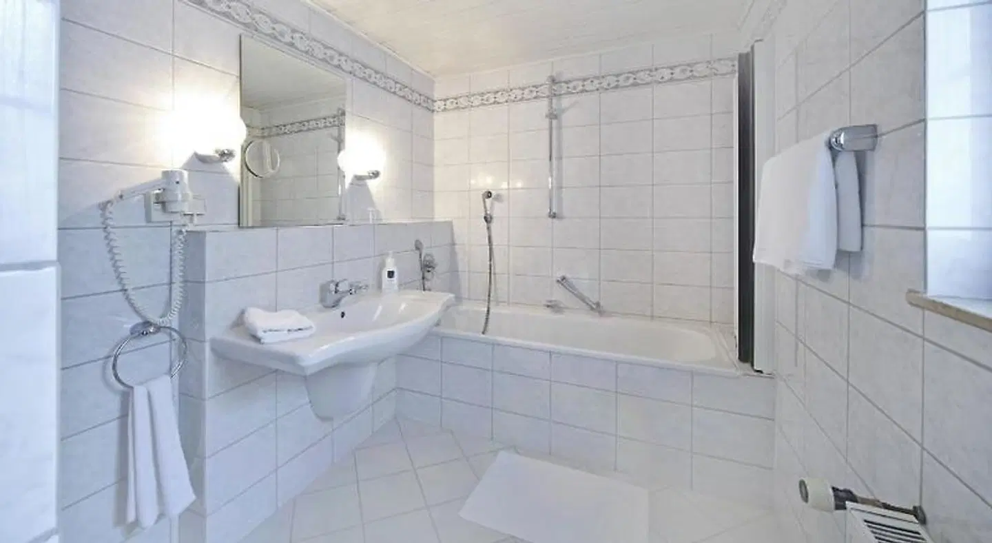 Waldhotel Bächlein Badezimmer