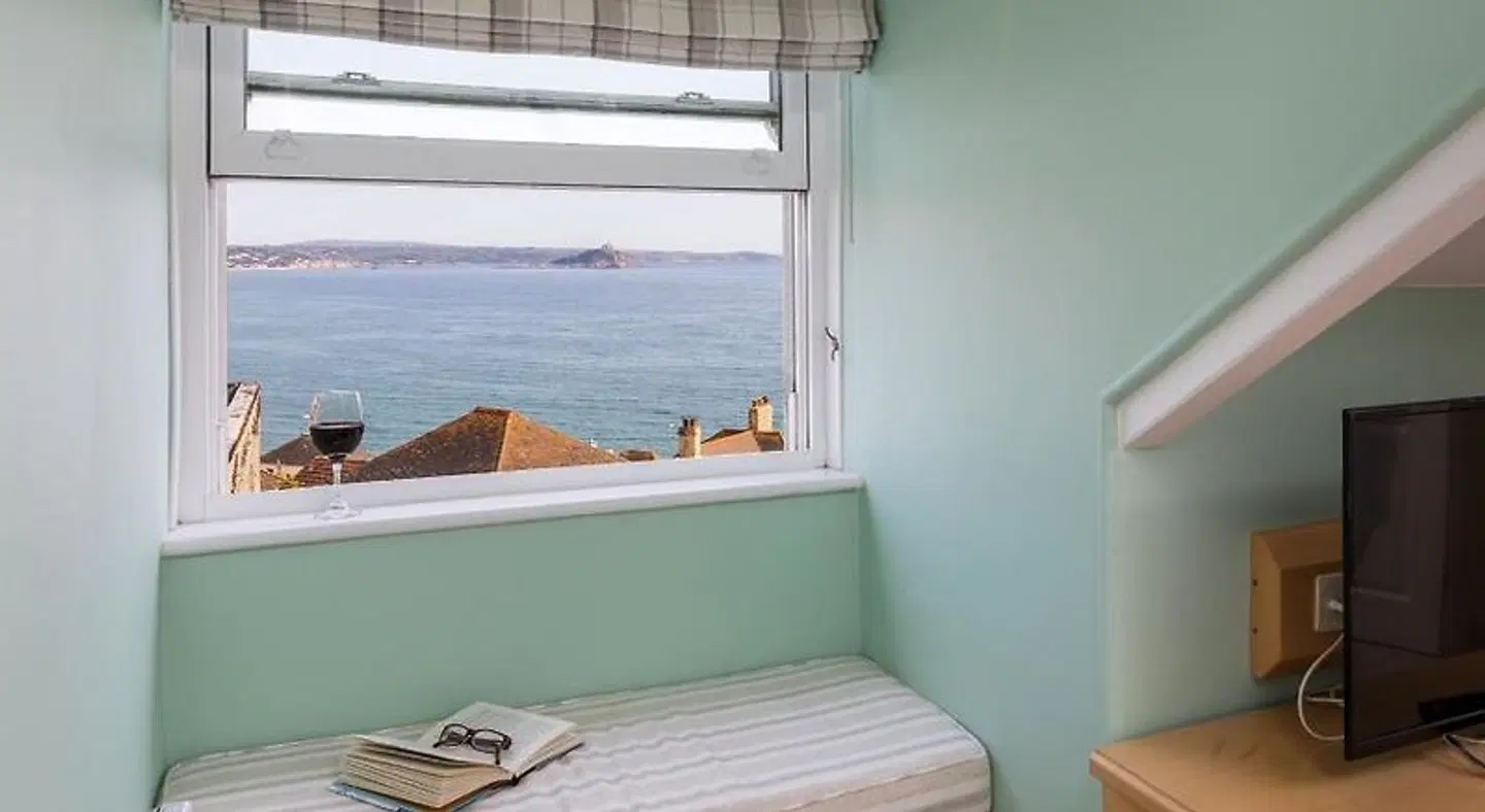 Penzance ROOM_EXAMPLE