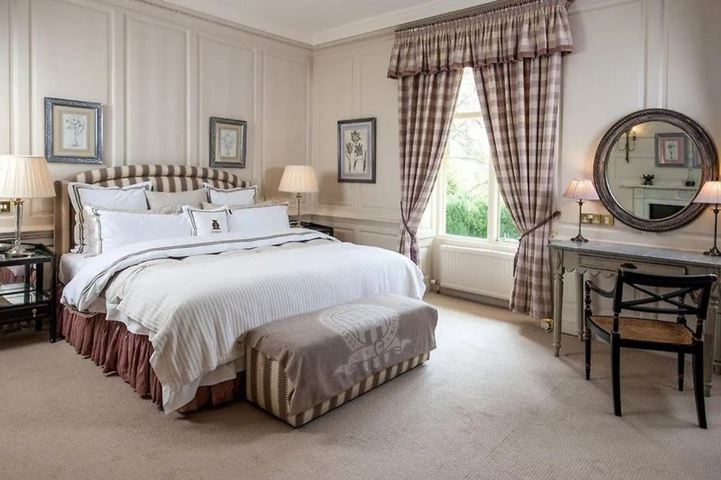 The Slaughters Country Inn ROOM_EXAMPLE