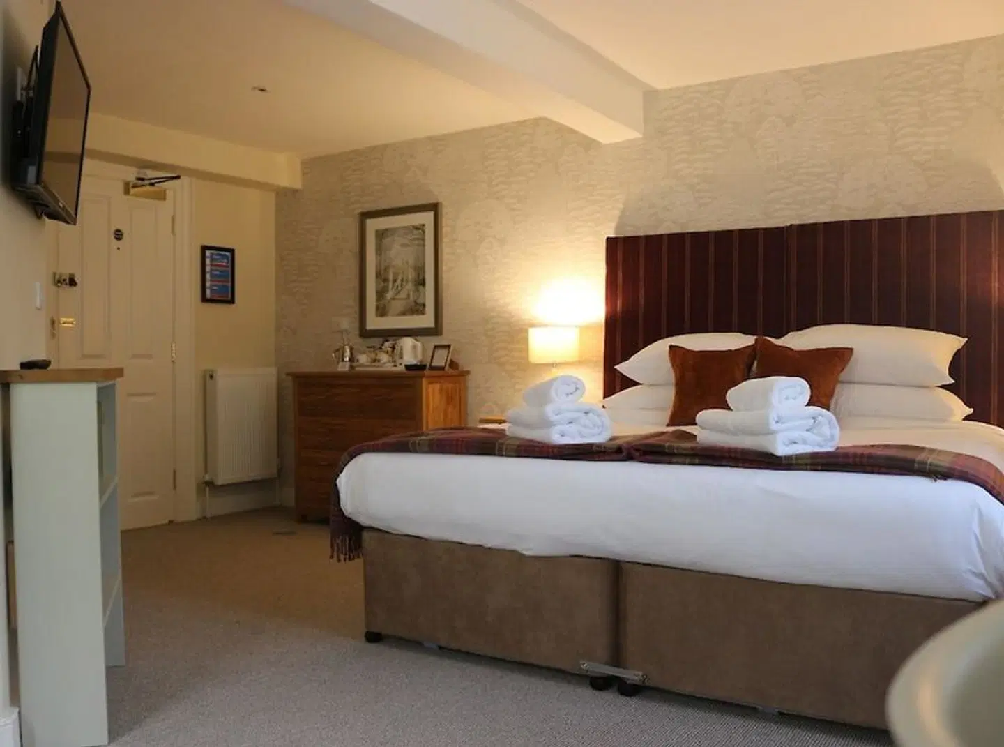 The Colesbourne Inn ROOM_EXAMPLE