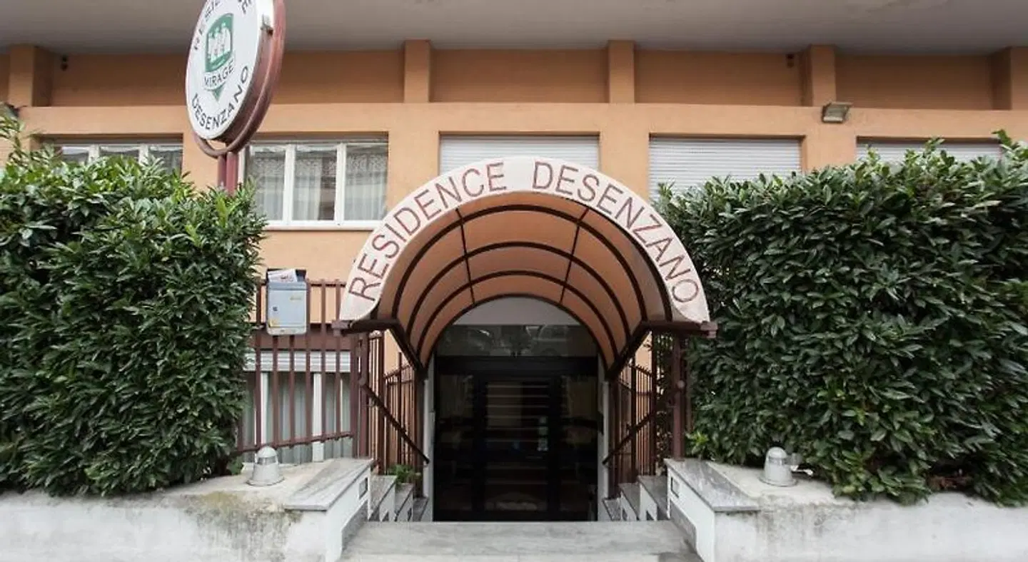Residence Desenzano EXTERIOR