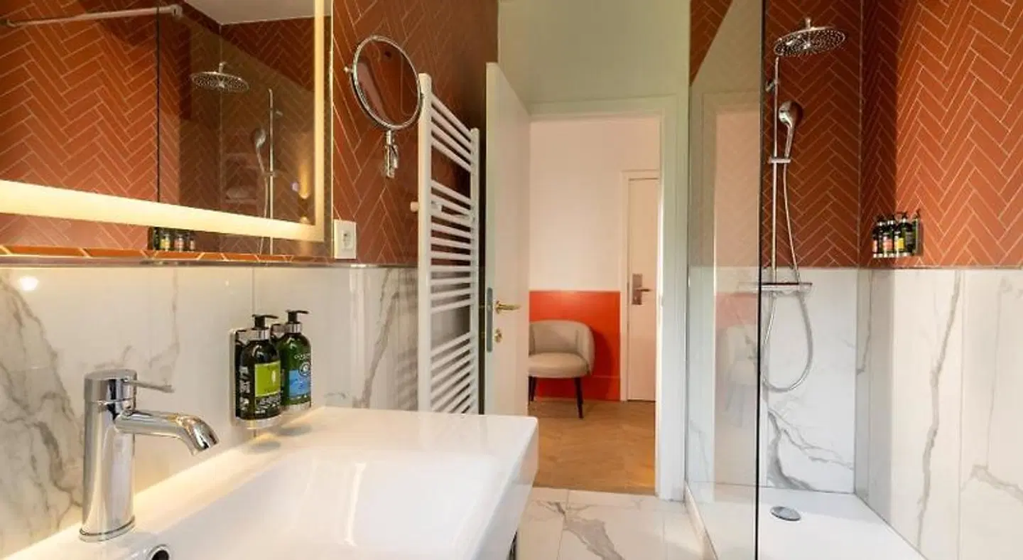 The Augustin ROOM_EXAMPLE