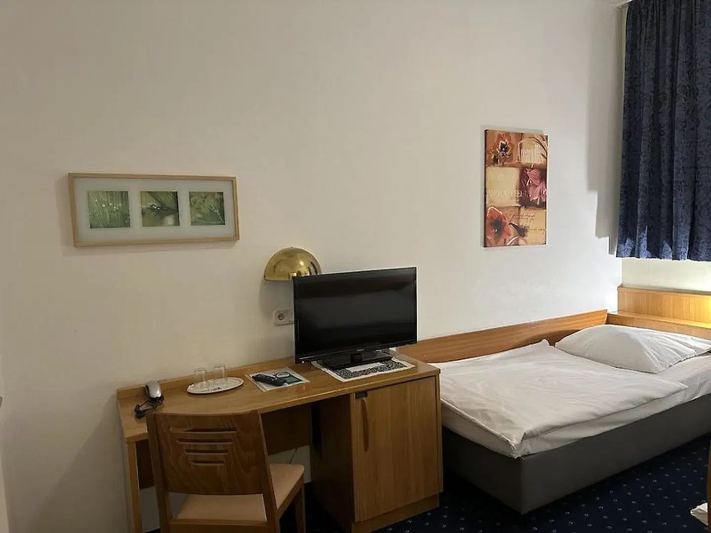 Commerz ROOM_EXAMPLE