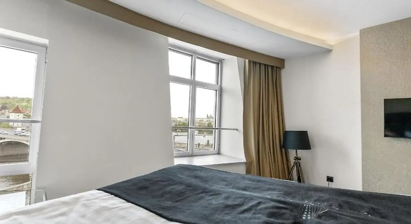 Dancing House Hotel ROOM_EXAMPLE