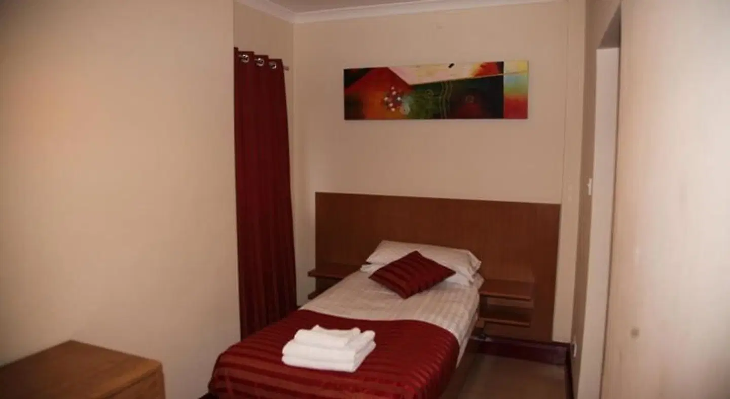 Grove Apartments ROOM_EXAMPLE