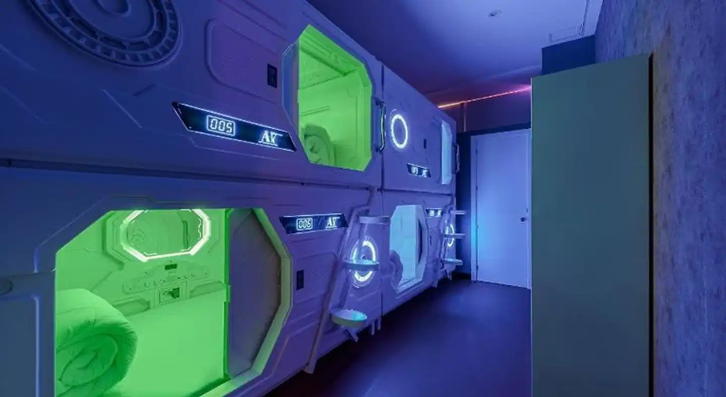 Art Seven Hostel Capsules Wohnbeispiel