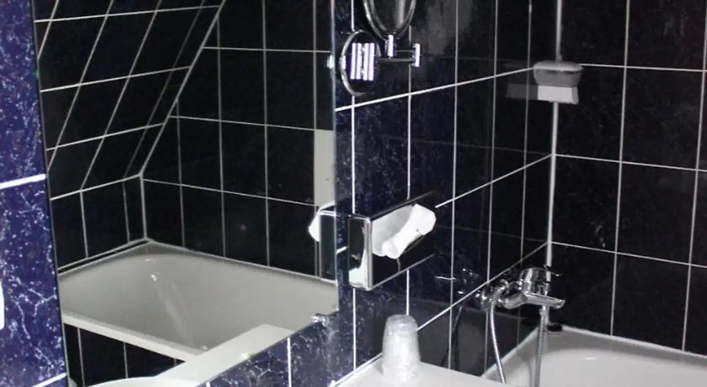 Hôtel Restaurant Au Cerf d'Or Badezimmer