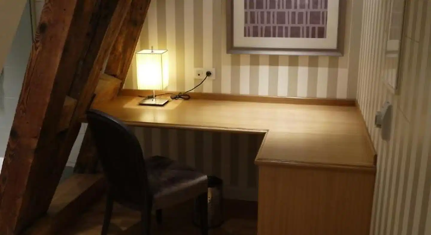 Hôtel Restaurant Au Cerf d'Or Wohnbeispiel