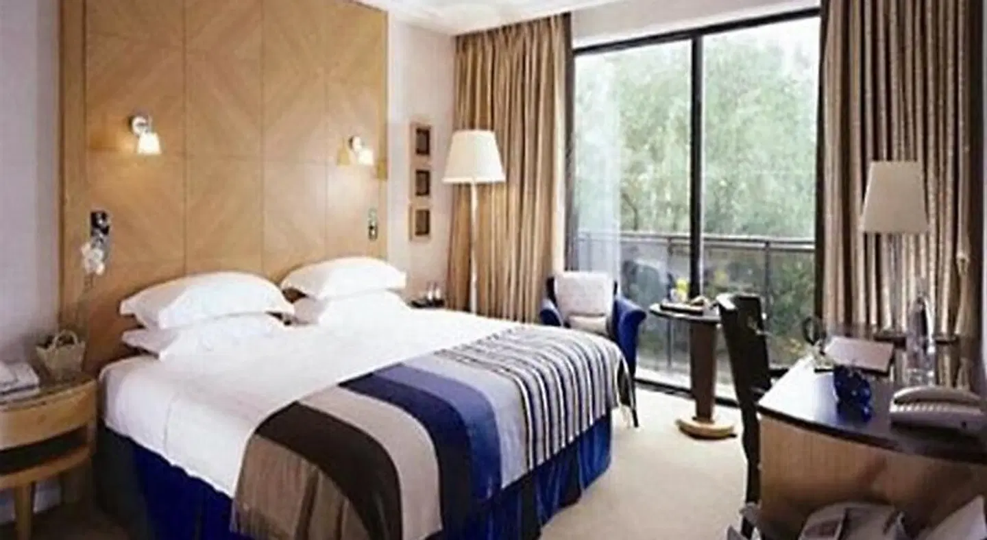 Bristol Hotel ROOM_EXAMPLE