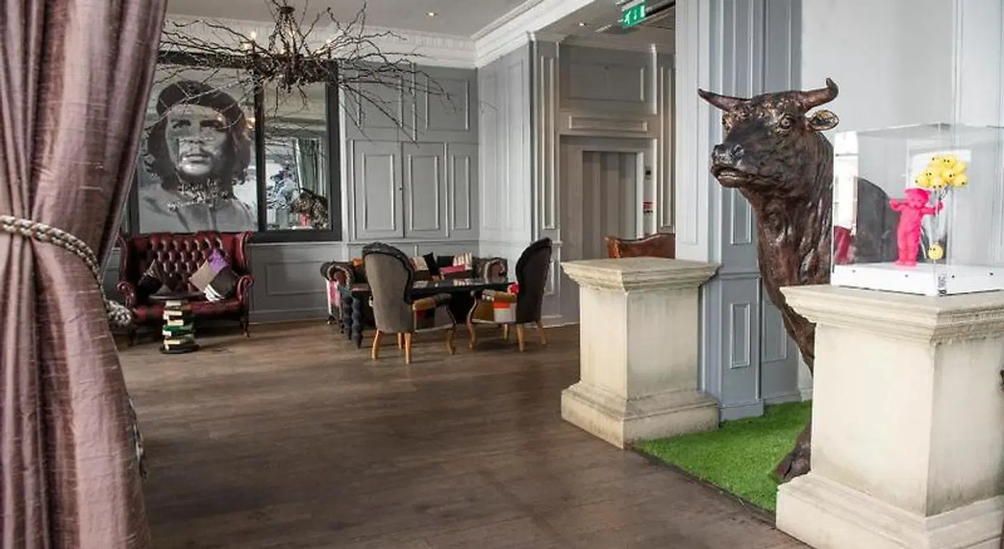 The Exhibitionist Hotel LOUNGE_LOBBY