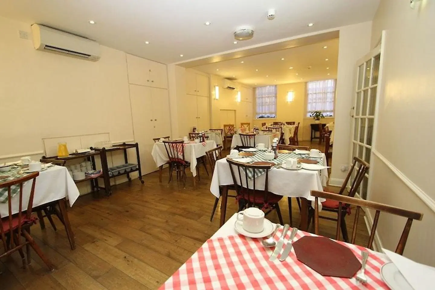 Ridgemount Hotel Restaurant