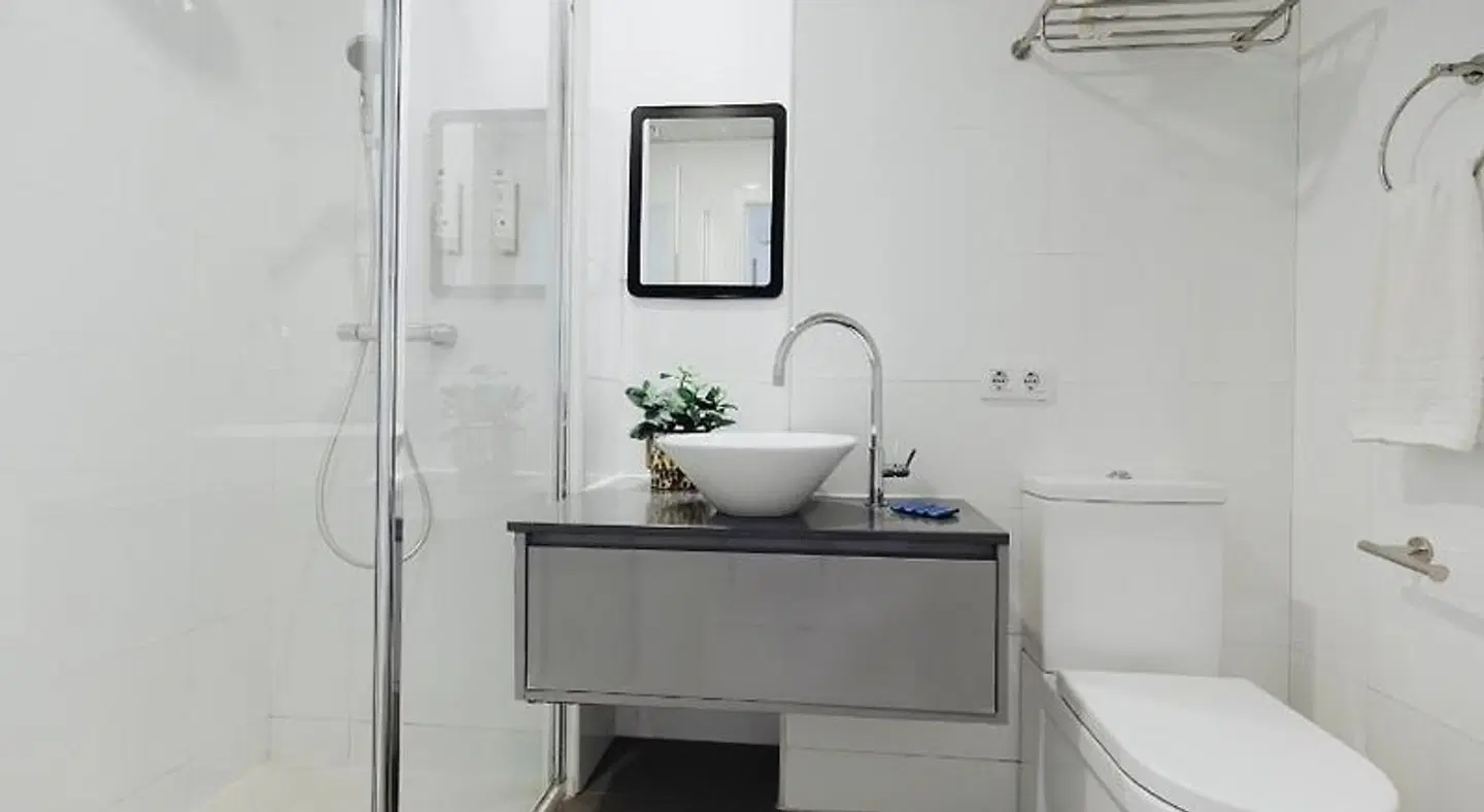 Aspasios Atocha Apartments Badezimmer