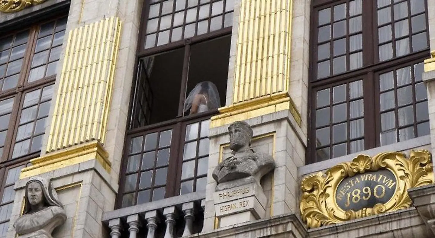 Saint Michel Grand Place EXTERIOR
