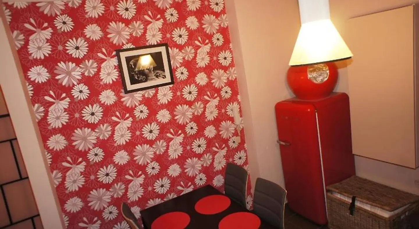 J and R Brussels City Apartment HEALTH_BEAUTY