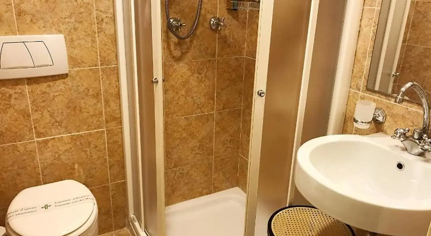 Hosianum Palace Badezimmer