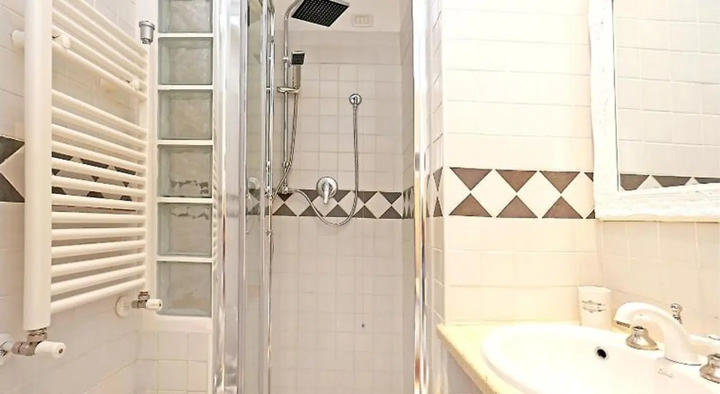 1&1 Liberty Rome B&B Badezimmer