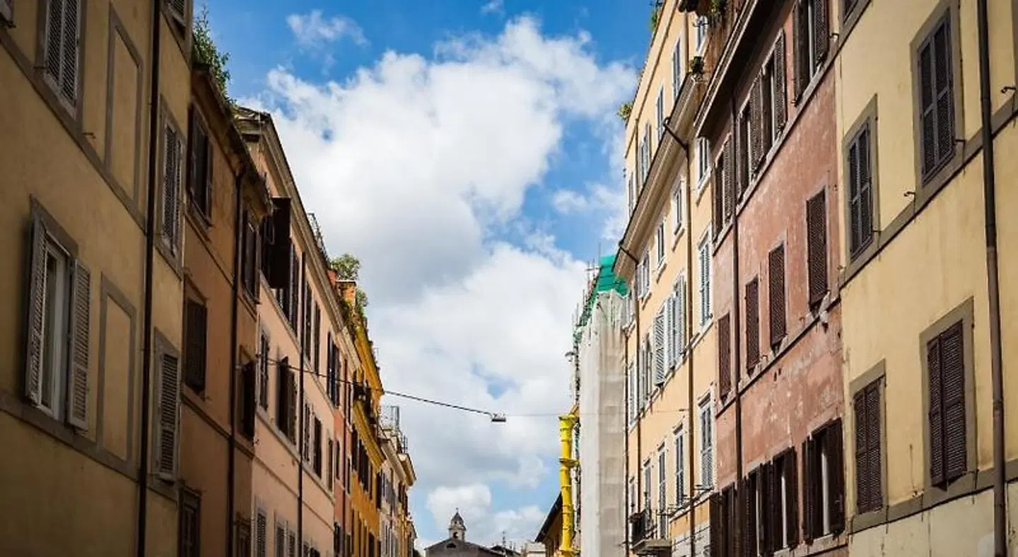 Monti First EXTERIOR